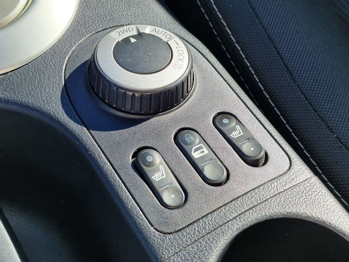 Nissan Qashqai 2.0 CVT AWD (144 л.с.)