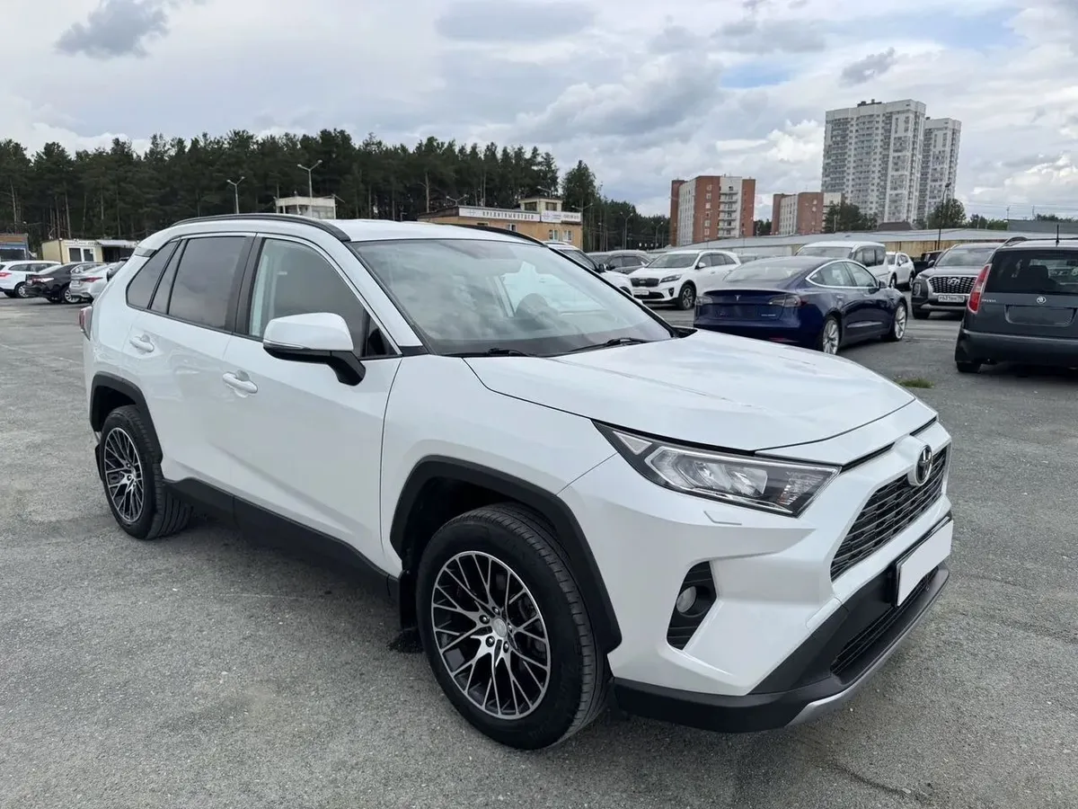 картинка Toyota RAV4 2.0 CVT 4WD (171 л.с.) от galaxy-auto