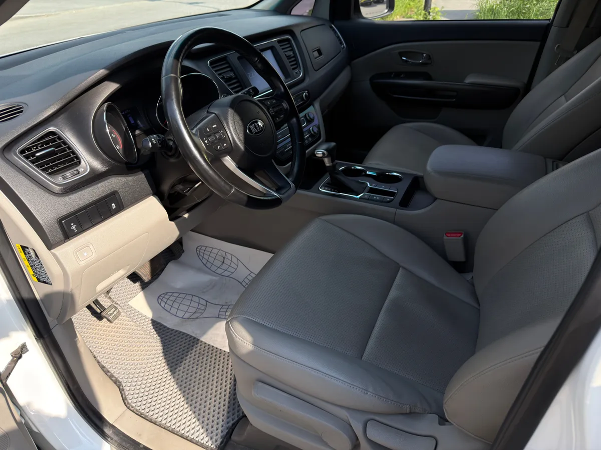 Kia Carnival 2.2 AT (202 л.с.)