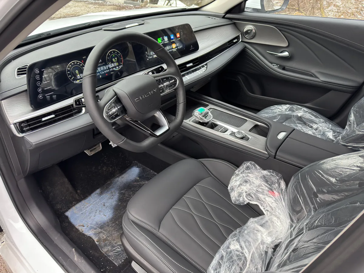 Chery Arrizo 8 1.6 AMT (197 л.с.)