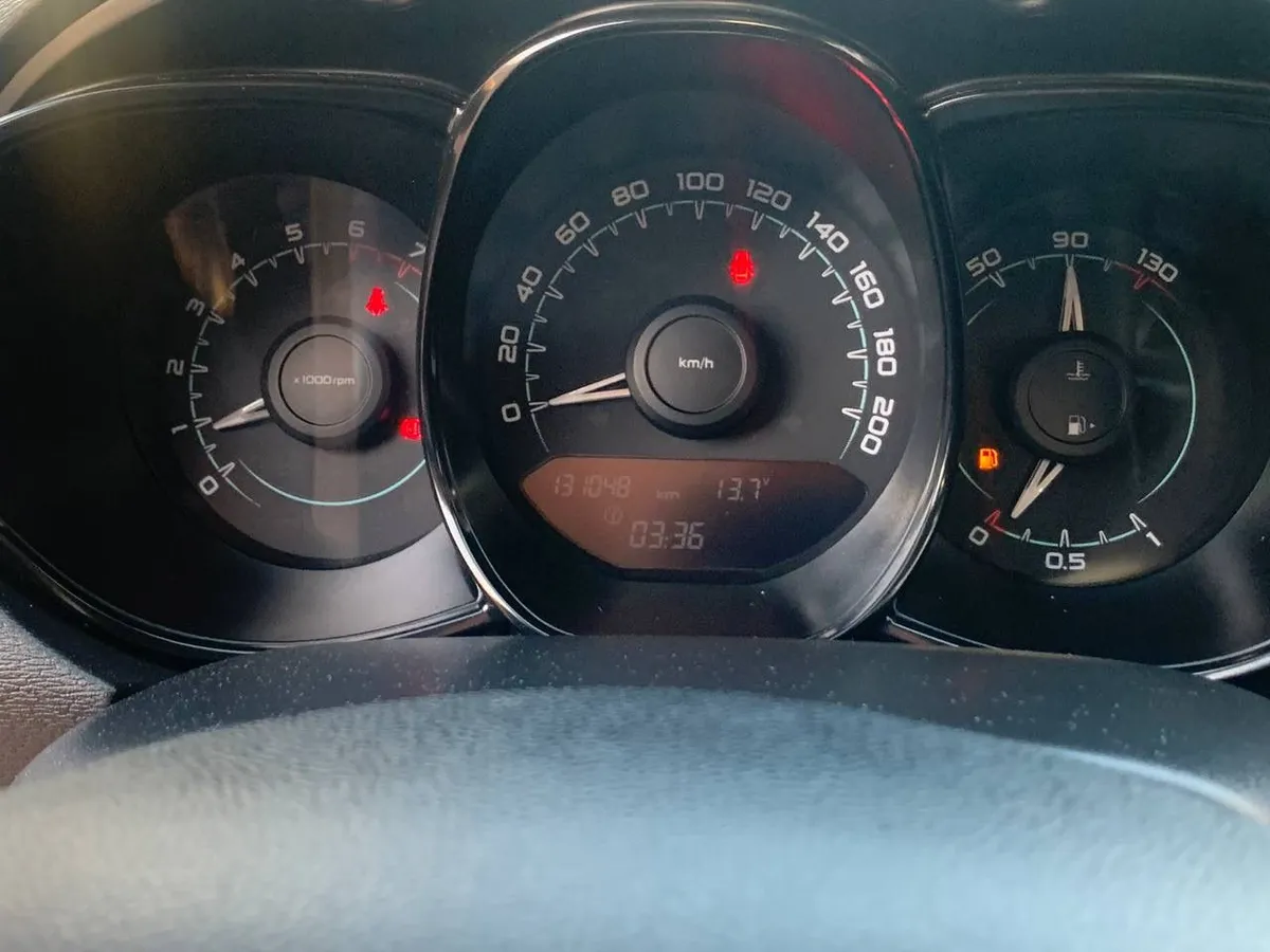 ВАЗ (Lada) Vesta 1.6 MT (106 л.с.)