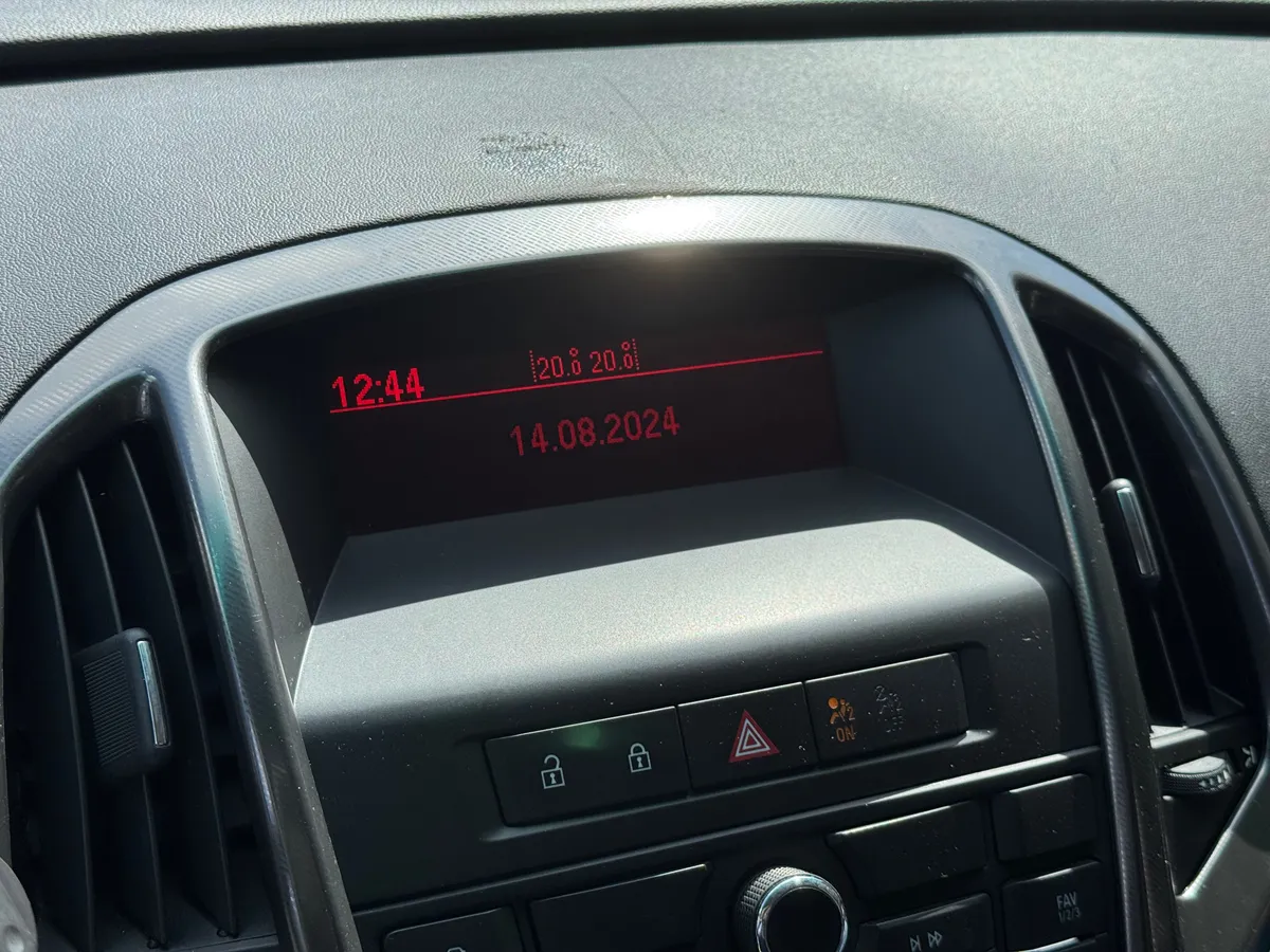 Opel Astra 1.6 MT (115 л.с.)