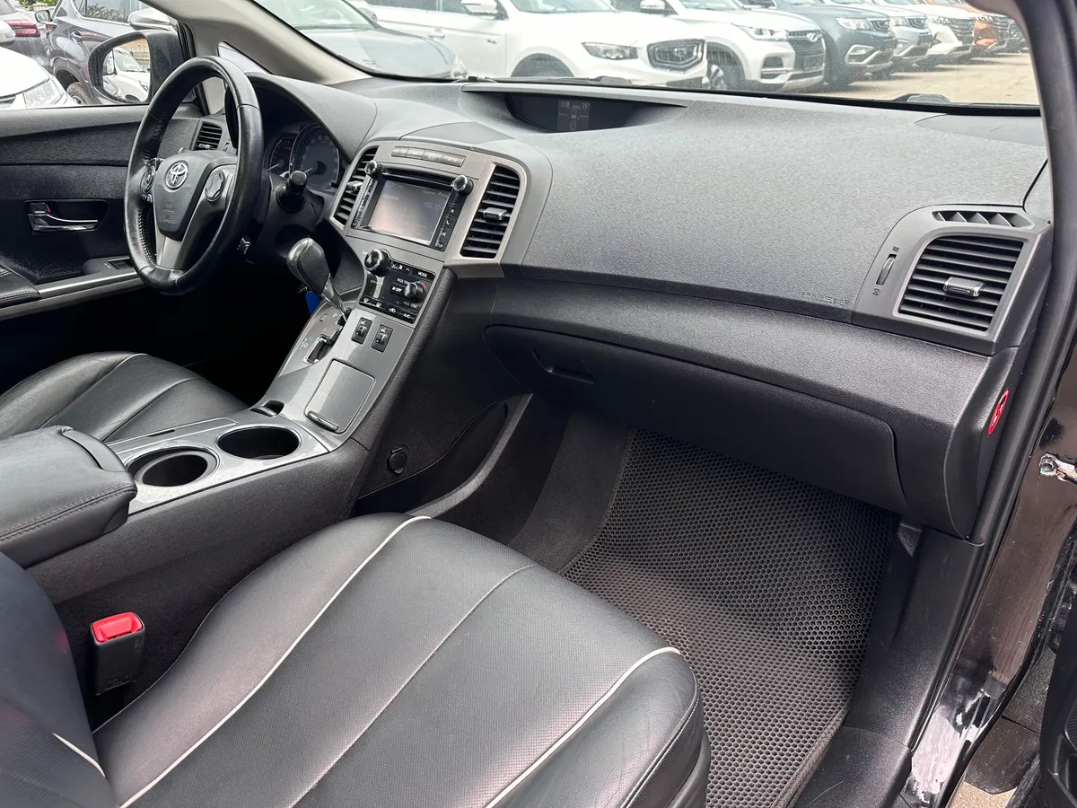 Toyota Venza 2.7 AT AWD (185 л.с.)