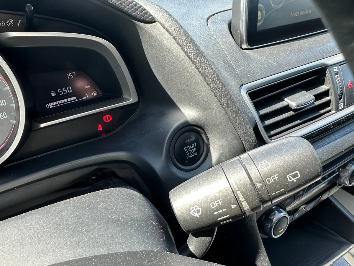 Mazda 3 1.6 AT (104 л.с.)