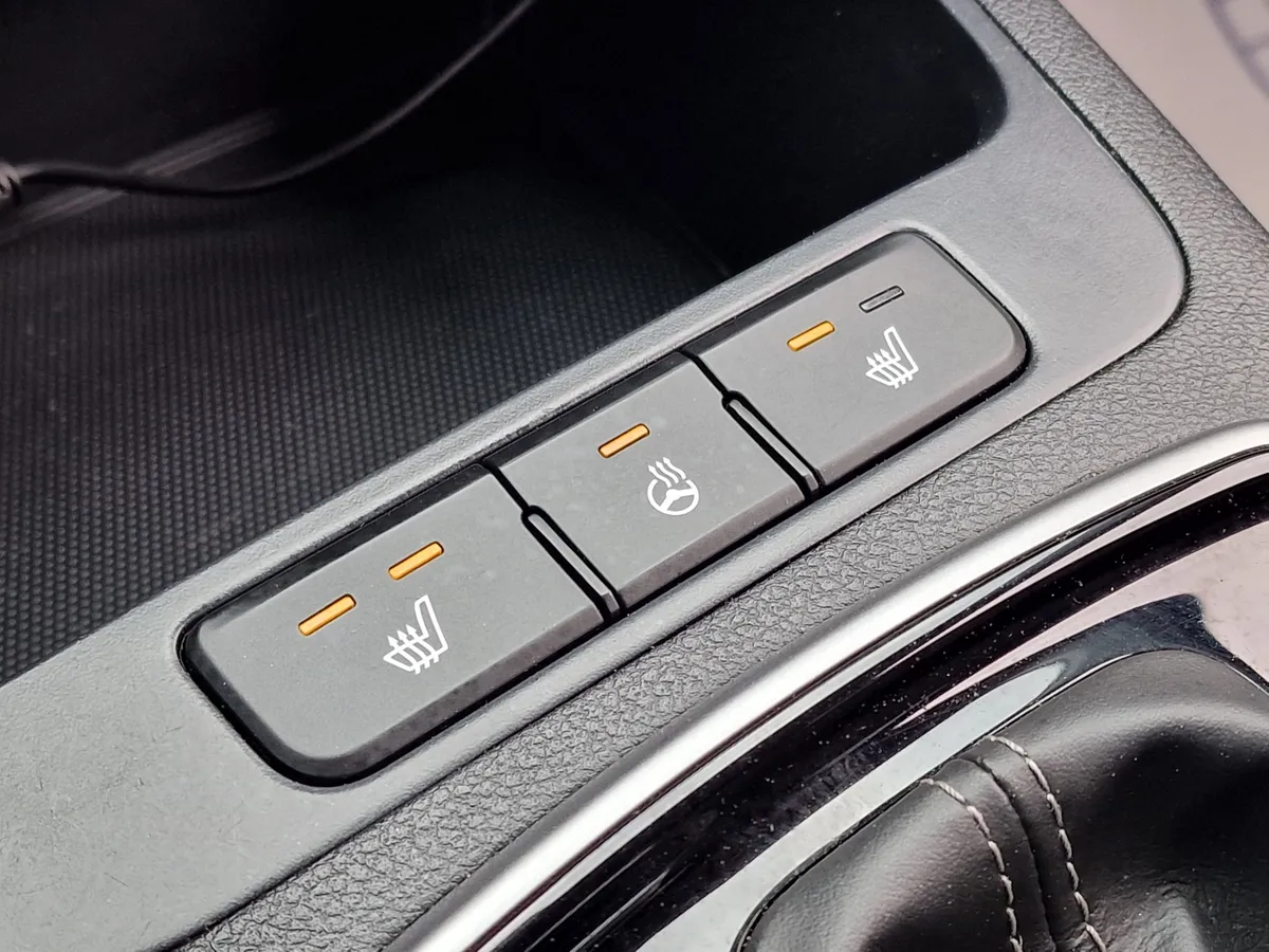 Kia Rio 1.6 AT (123 л.с.)