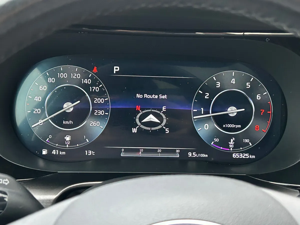 Kia K5 2.5 AT (194 л.с.)