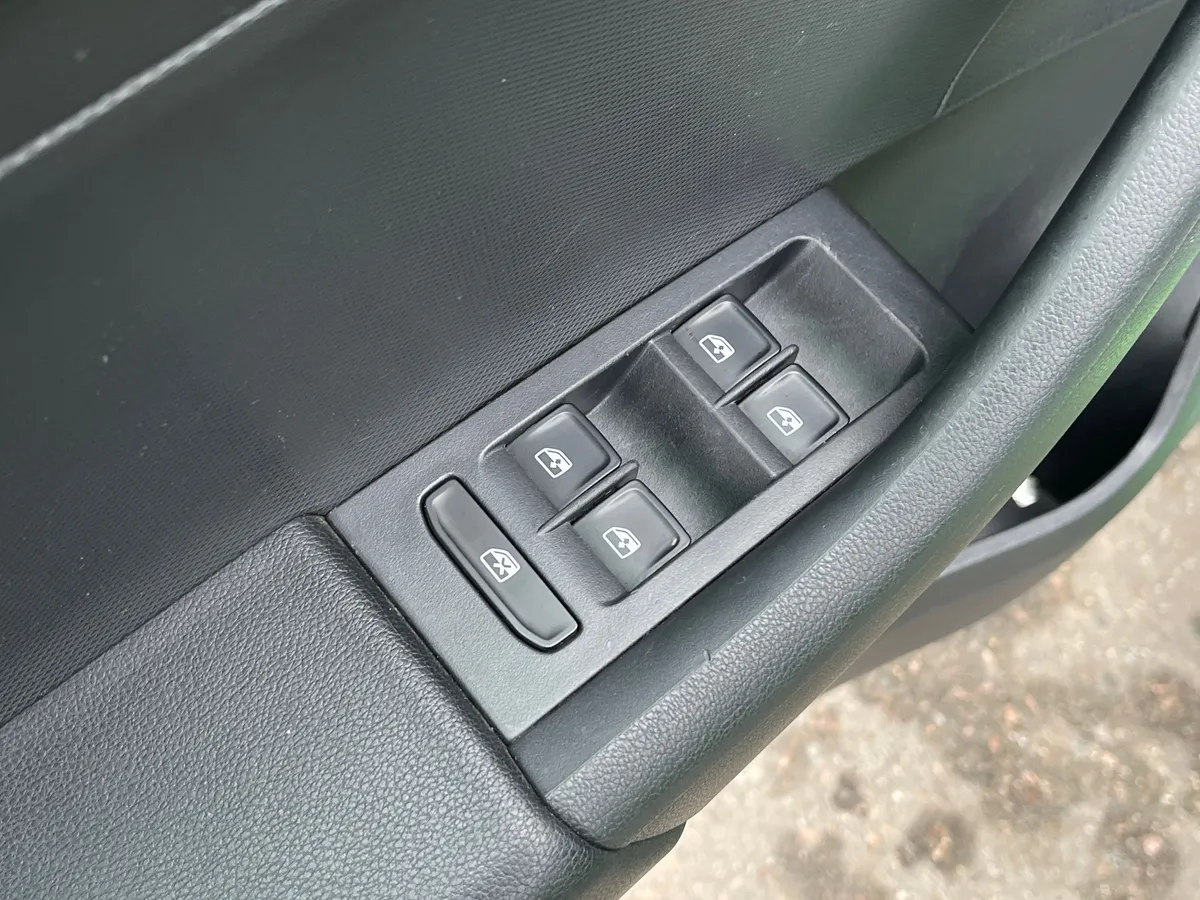 Skoda Rapid 1.6 AT (110 л.с.)