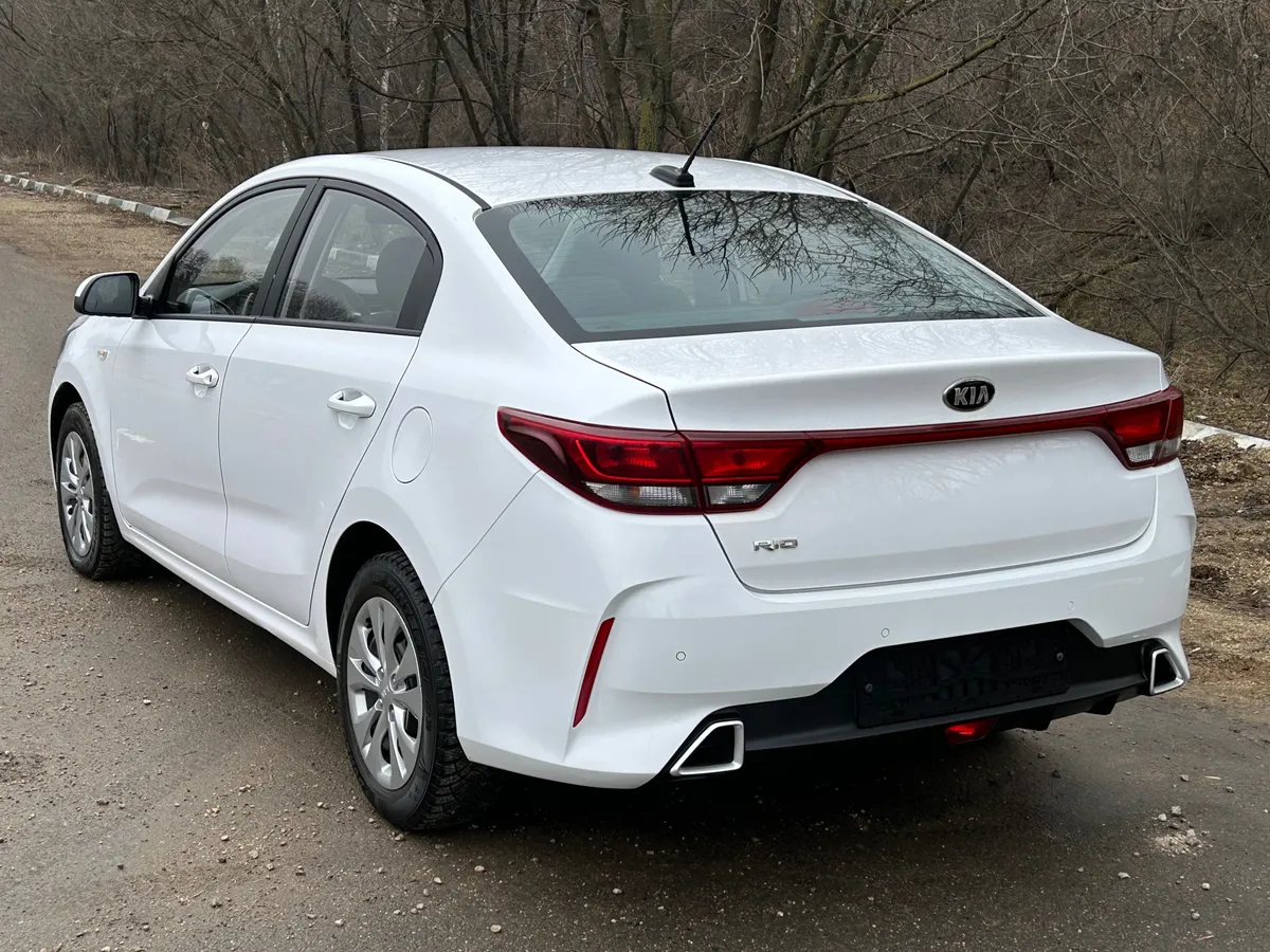 Kia Rio 1.6 AT (123 л.с.), 2021 — фото 2