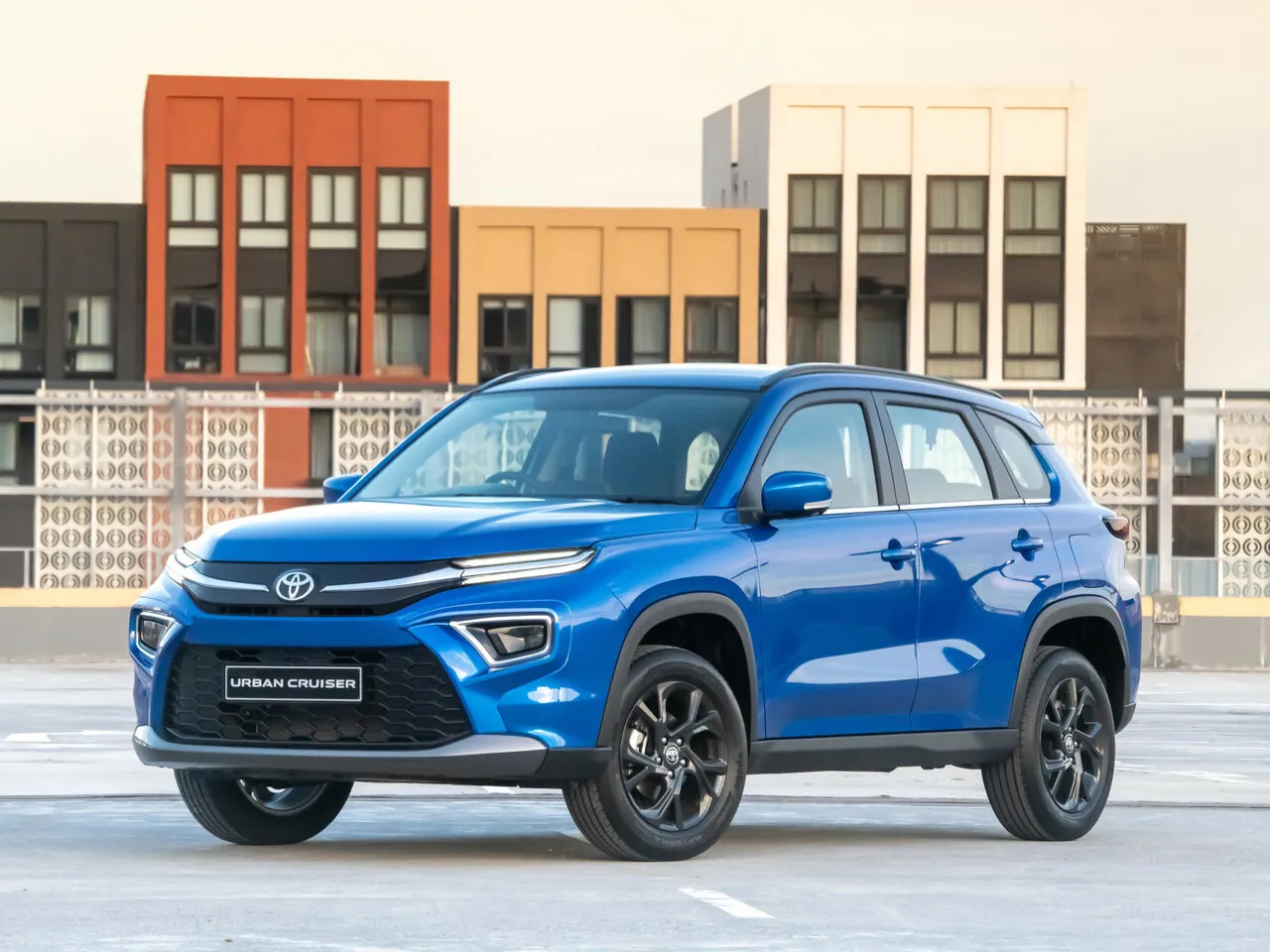 Toyota Urban Cruiser 1.5 MT 4WD (103 л.с.)