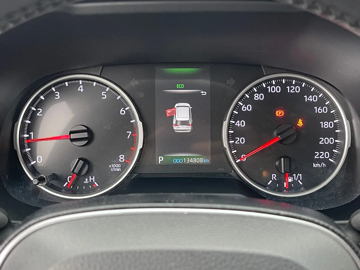 Toyota RAV4 2.0 CVT 4WD (149 л.с.)