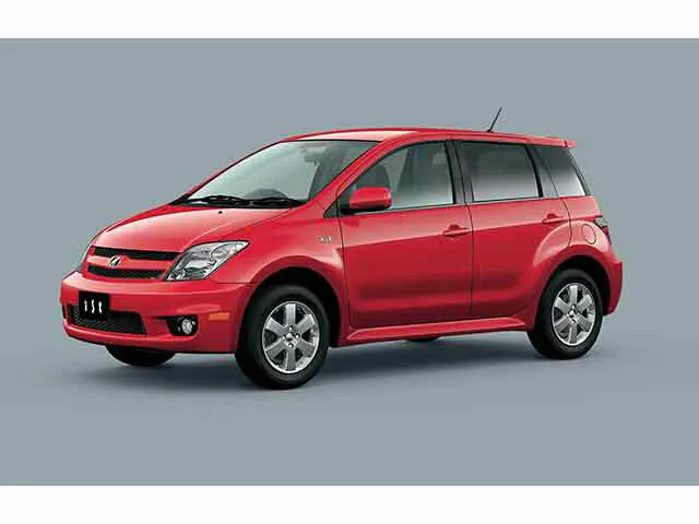 Toyota Ist 1.5 AT FWD (109 л.с.)