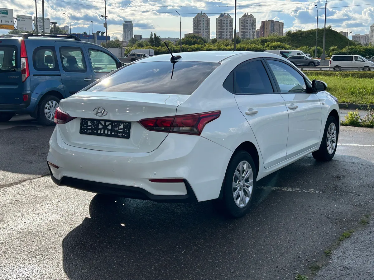 Hyundai Solaris 1.6 MT (123 л.с.), 2017 — фото 4