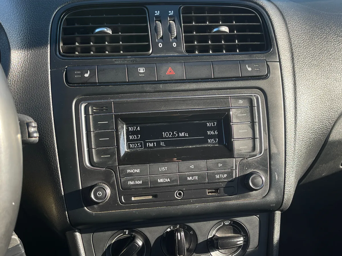 Volkswagen Polo 1.6 MPI AT (110 л.с.), 2016 — фото 8