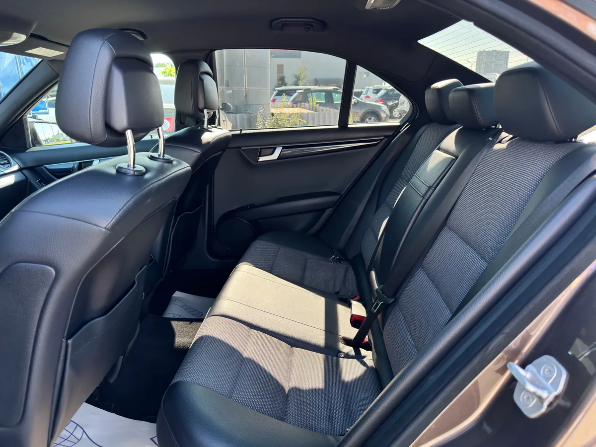 Mercedes-Benz C-Класс 1.6 AT (156 л.с.)