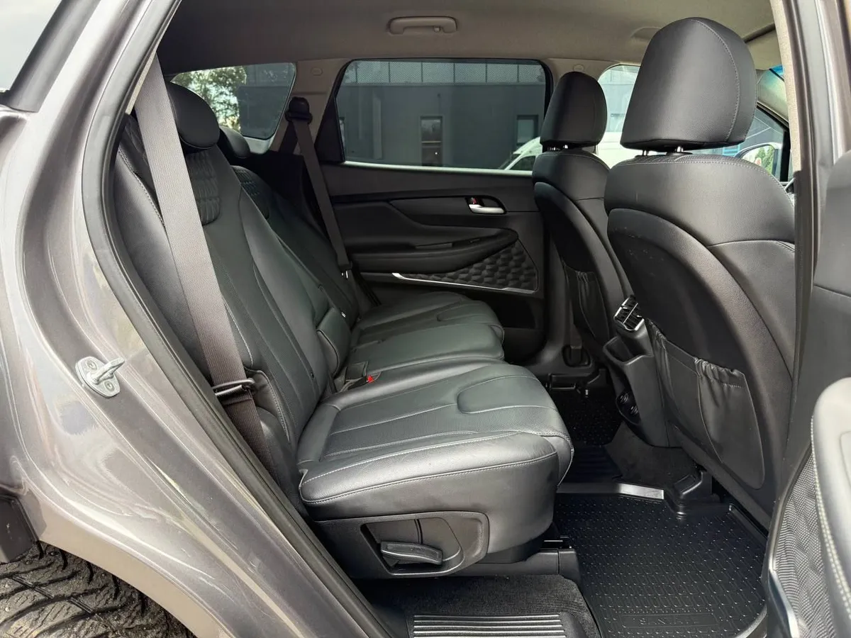 Hyundai Santa Fe 2.2 AT (190 л.с.)