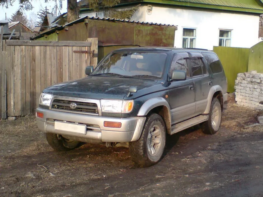 Toyota Hilux Surf 3 AT 4WD (140 л.с.)