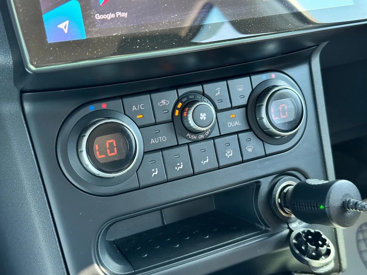 Nissan Qashqai 1.6 CVT FWD (117 л.с.)