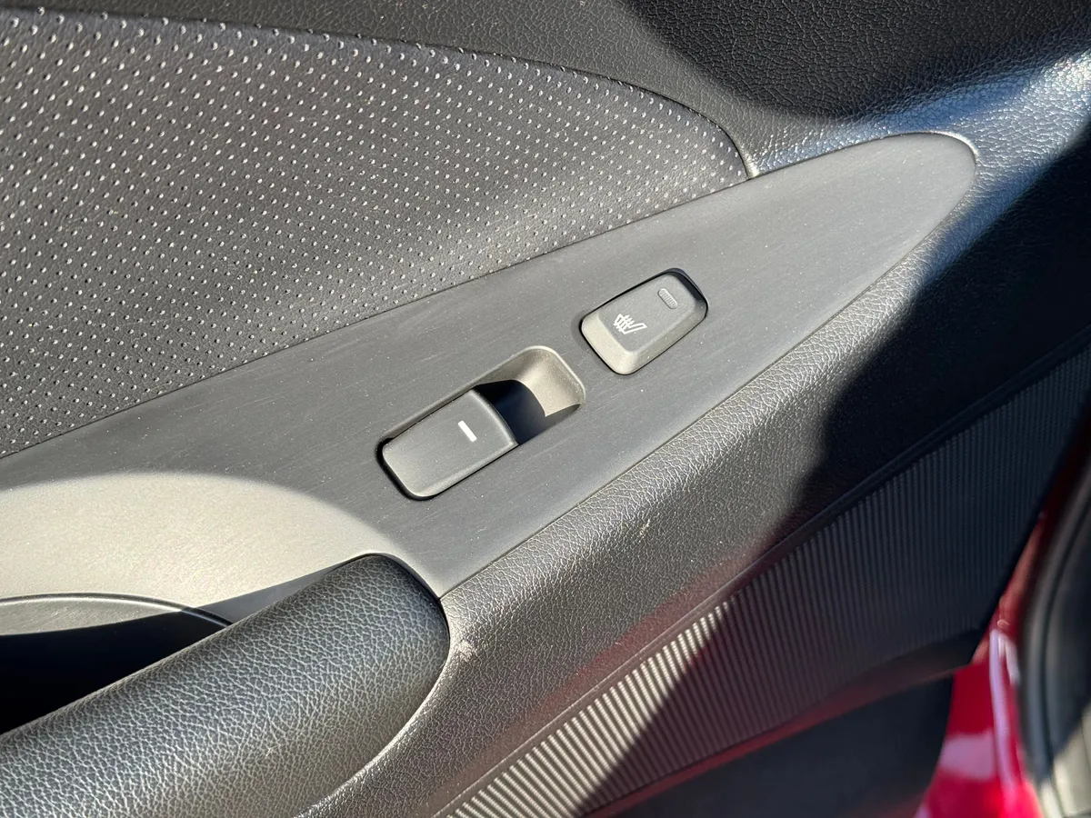 Hyundai Sonata 2.4 MPi AT (178 л.с.)