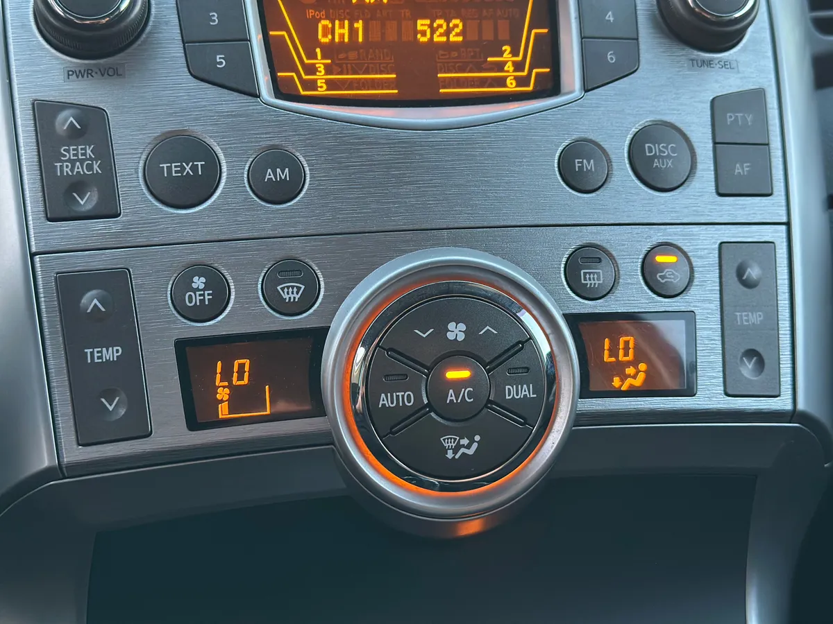 Toyota Verso 1.8 CVT (150 л.с.)