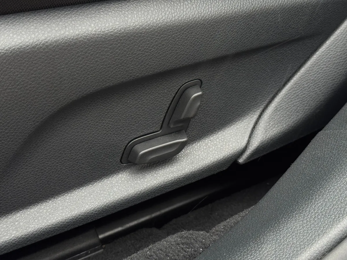 Mercedes-Benz E-Класс 2.0 AT 4WD (194 л.с.)