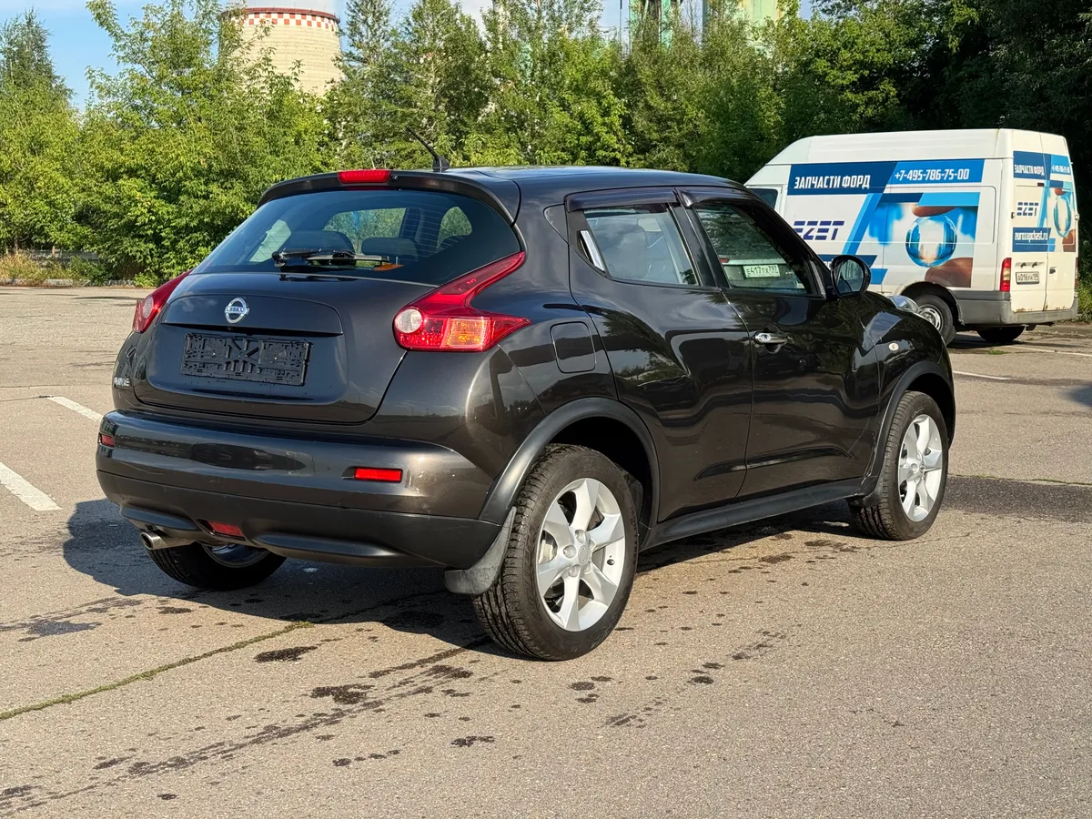 Nissan Juke 1.6 CVT (117 л.с.)