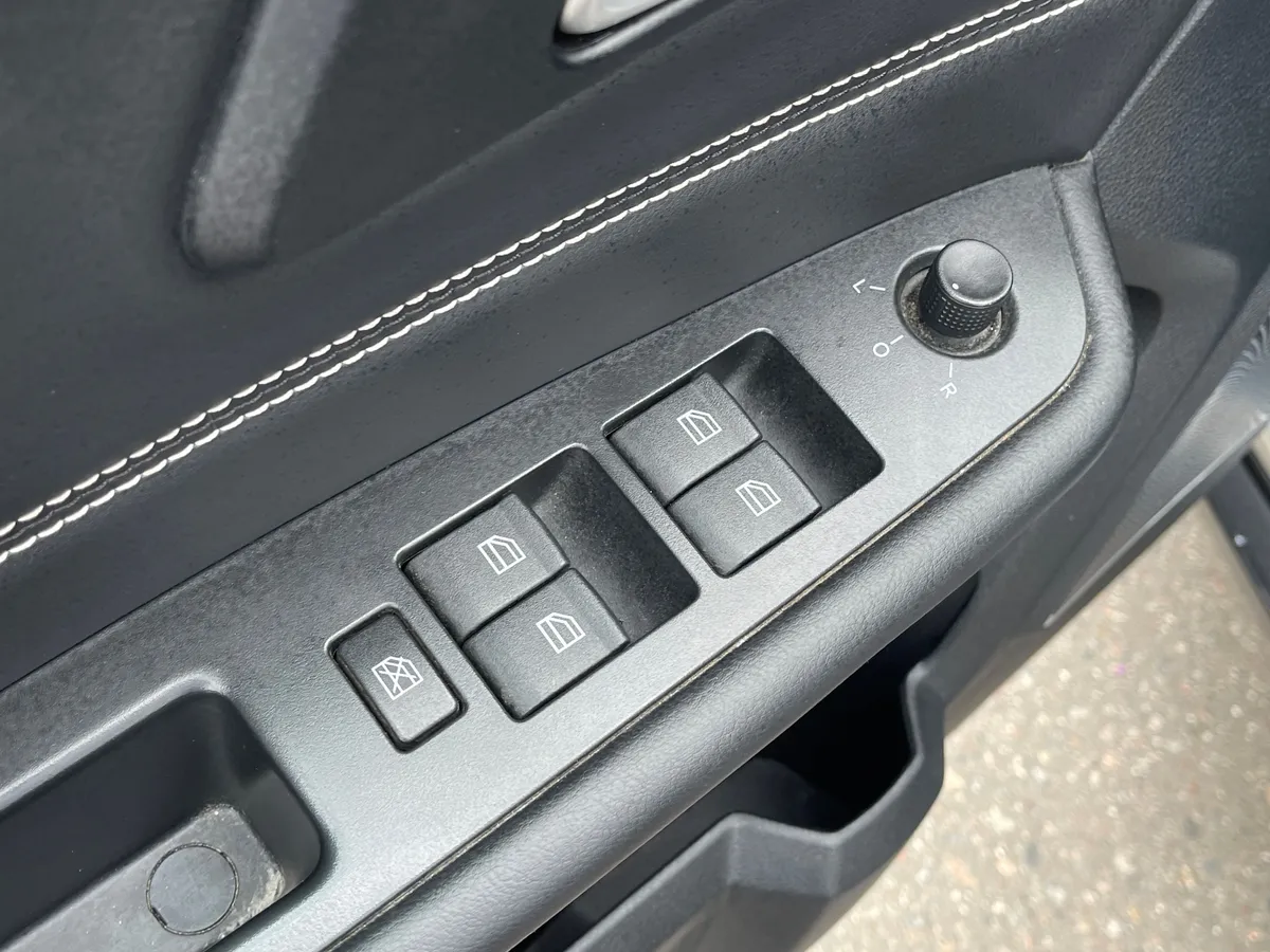 FAW Besturn X40 1.6 AT (108 л.с.)