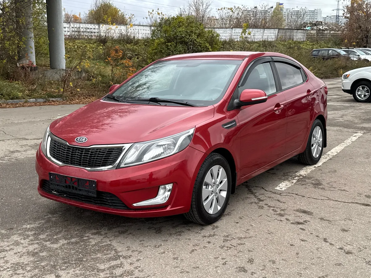 Kia Rio 1.6 MT (123 л.с.), 2013 — фото 3