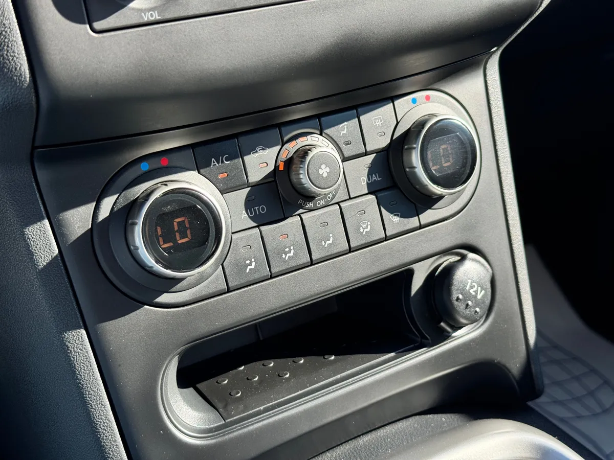 Nissan Qashqai 2.0 CVT FWD (141 л.с.)