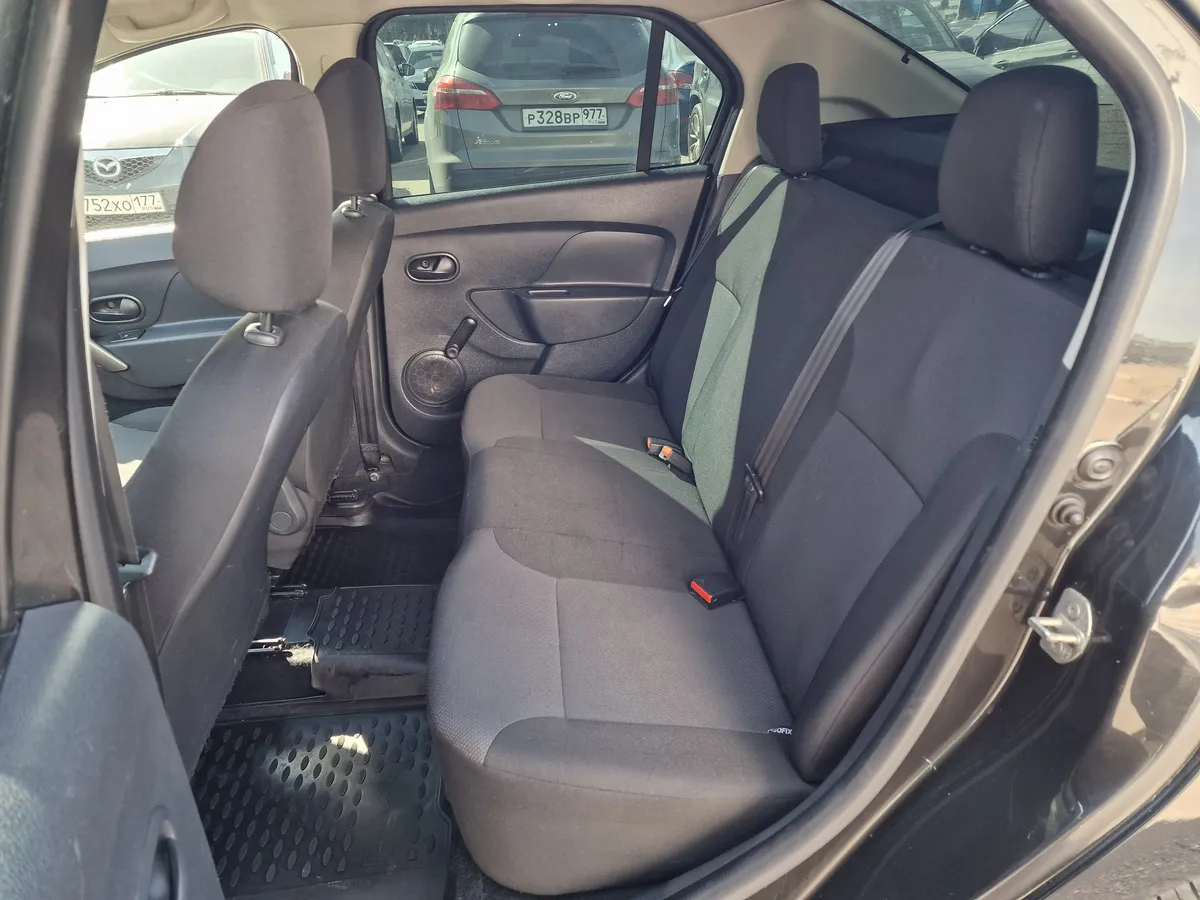 Renault Logan 1.6 MT (102 л.с.)