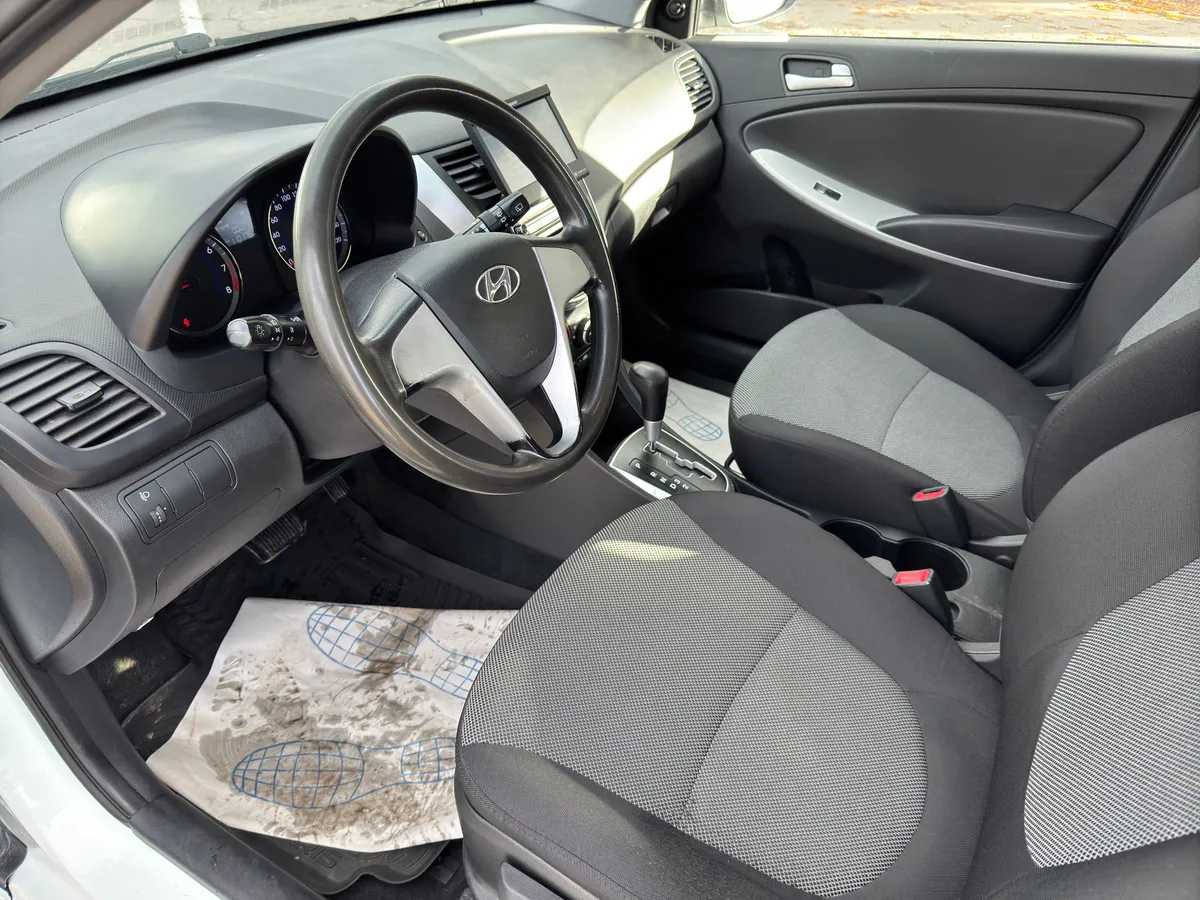 Hyundai Solaris 1.4 AT (107 л.с.), 2013 — фото 5