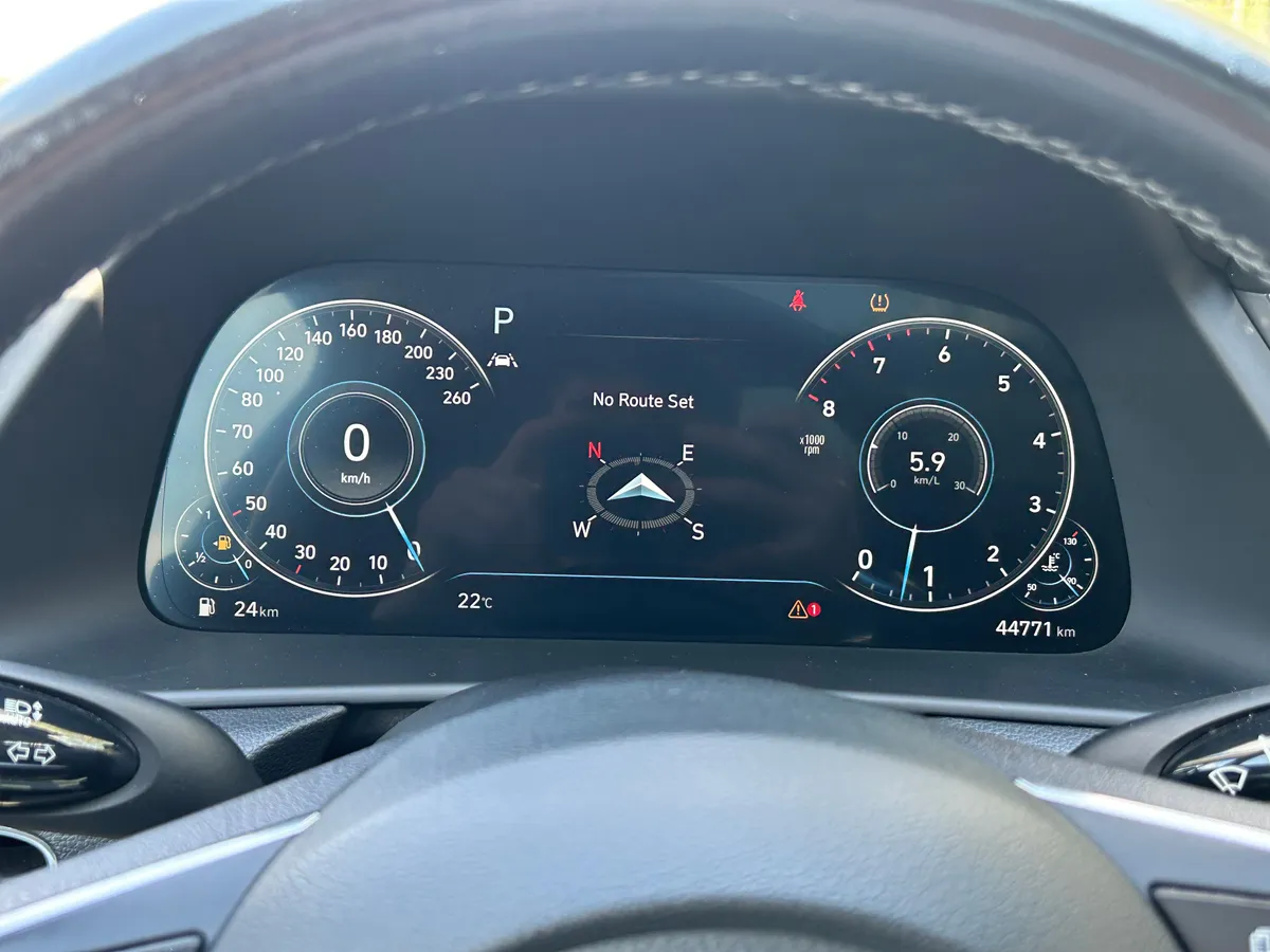 Hyundai Sonata 2.5 (180 л.с.) бензин, АКПП, передний привод