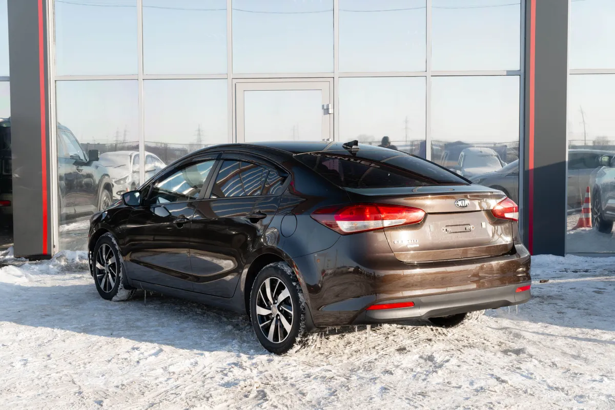 Kia Cerato 1.6 MT (130 л.с.)