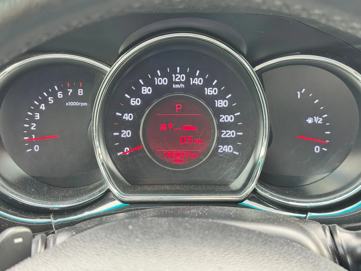 Kia Ceed 1.6 AT (130 л.с.)