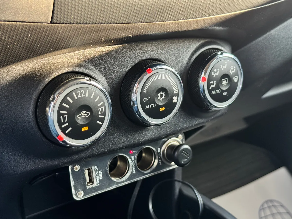 Mitsubishi Outlander 2.4 л, 170 л.с., Бензин, Вариатор, полный привод (4WD)