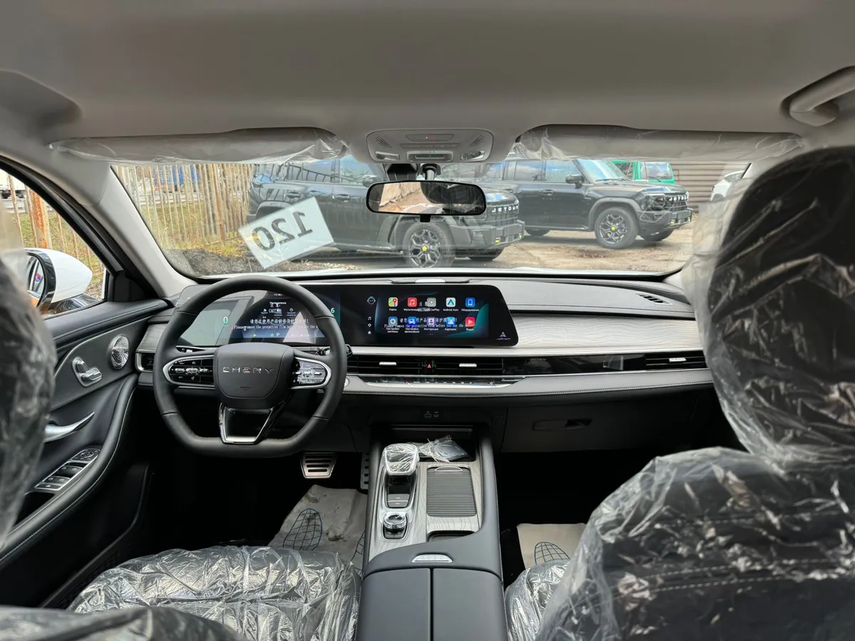 Chery Arrizo 8 1.6 AMT (197 л.с.)