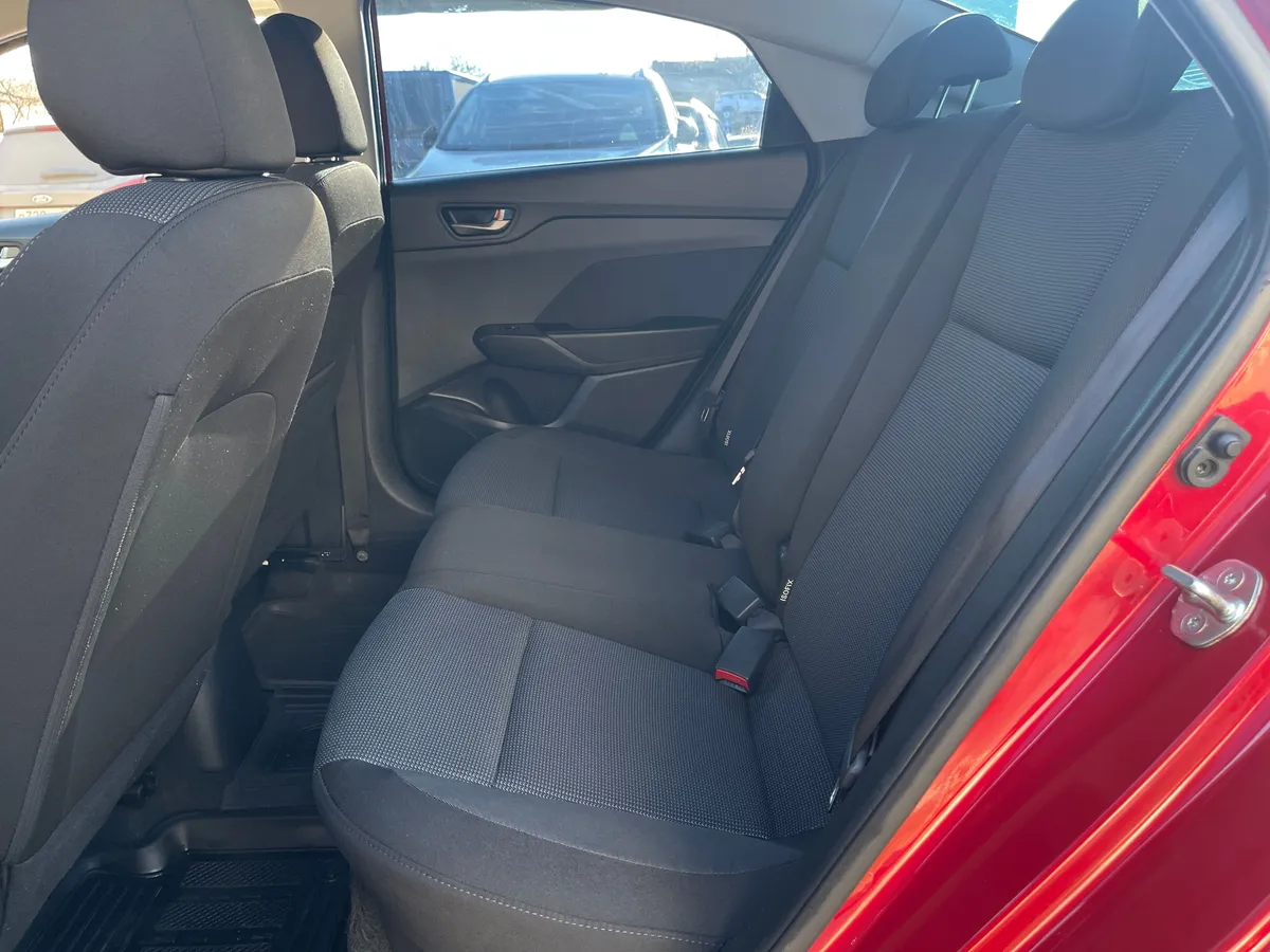 Hyundai Solaris 1.4 AT (100 л.с.)