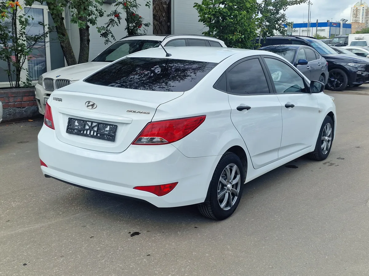 Hyundai Solaris 1.4 AT (107 л.с.), 2015 — фото 4