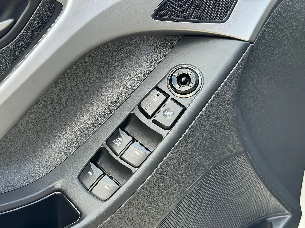 Hyundai Elantra 1.6 MT (132 л.с.)