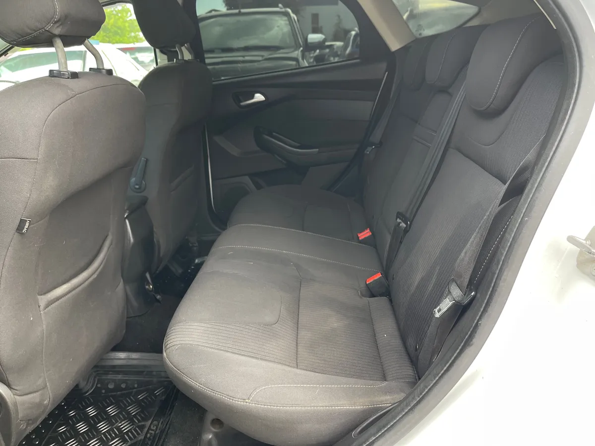 Ford Focus 1.6 PowerShift (125 л.с.), 2012 — фото 12