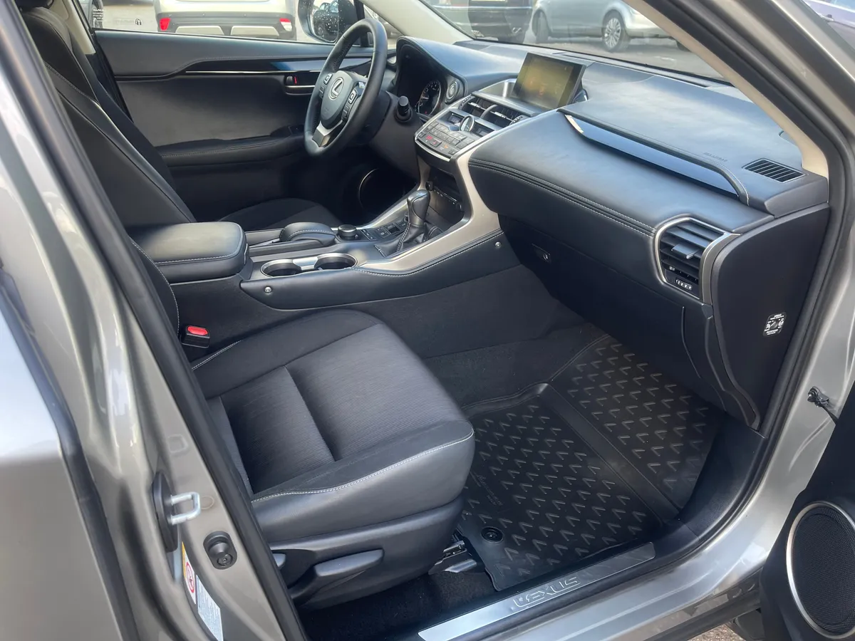 Lexus NX 2.0 CVT AWD (150 л.с.), 2015 — фото 6