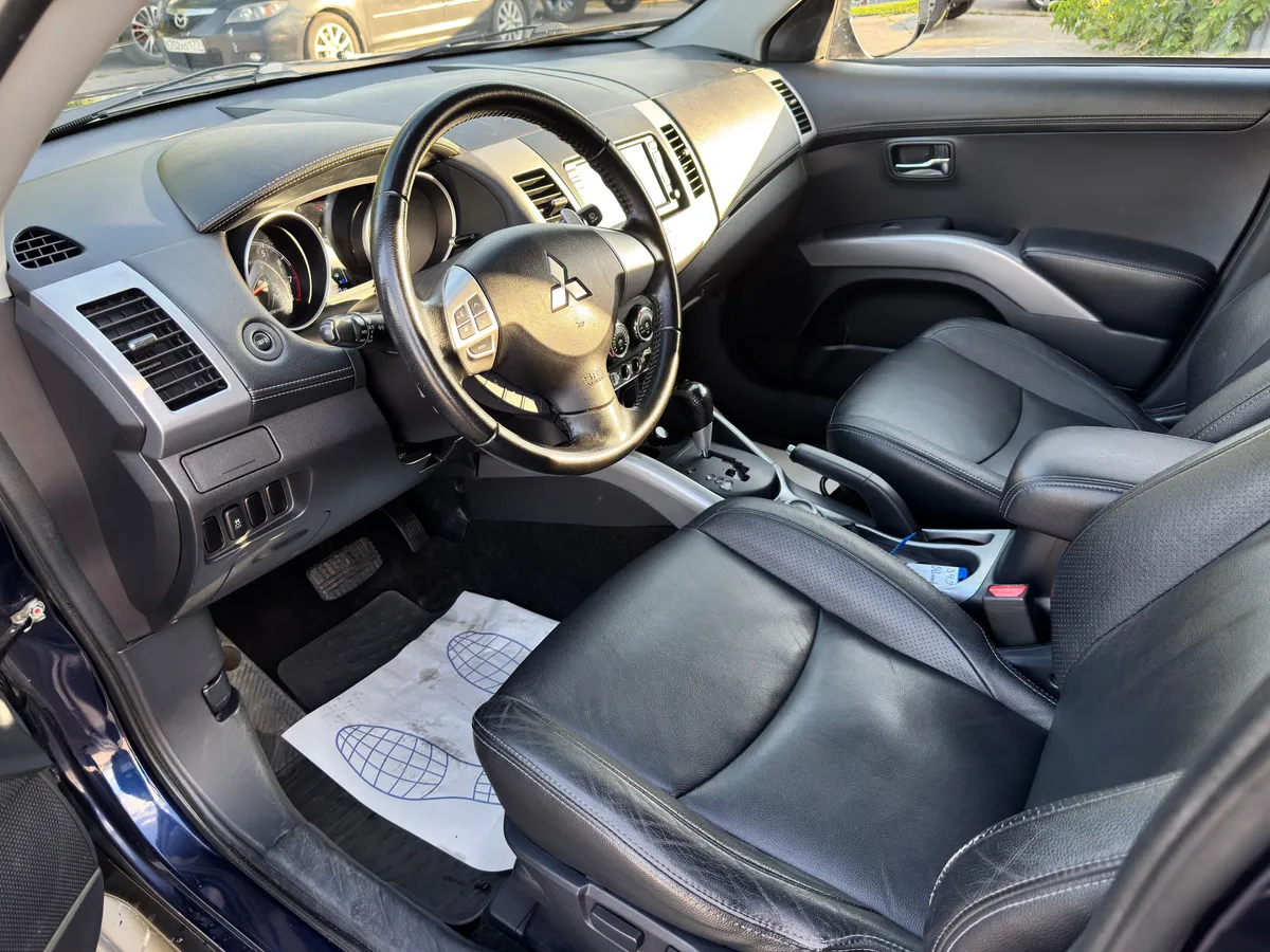 Mitsubishi Outlander 2.4 л, 170 л.с., Бензин, Вариатор, полный привод (4WD)