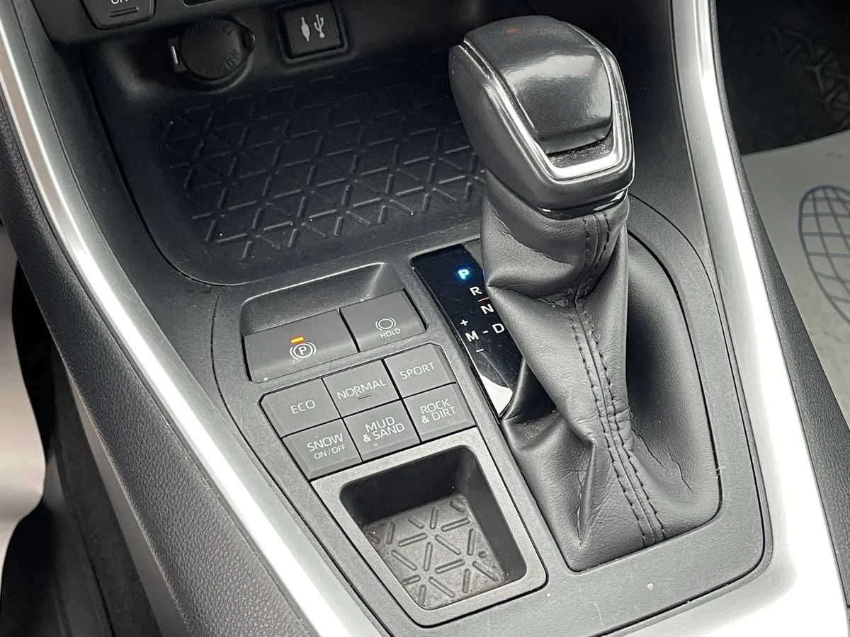 Toyota RAV4 2.0 CVT 4WD (149 л.с.)