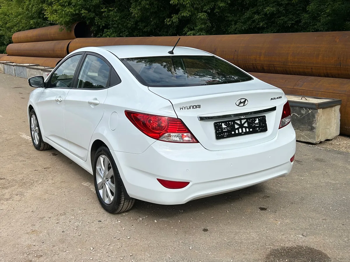 Hyundai Solaris 1.6 AT (123 л.с.), 2012 — фото 2