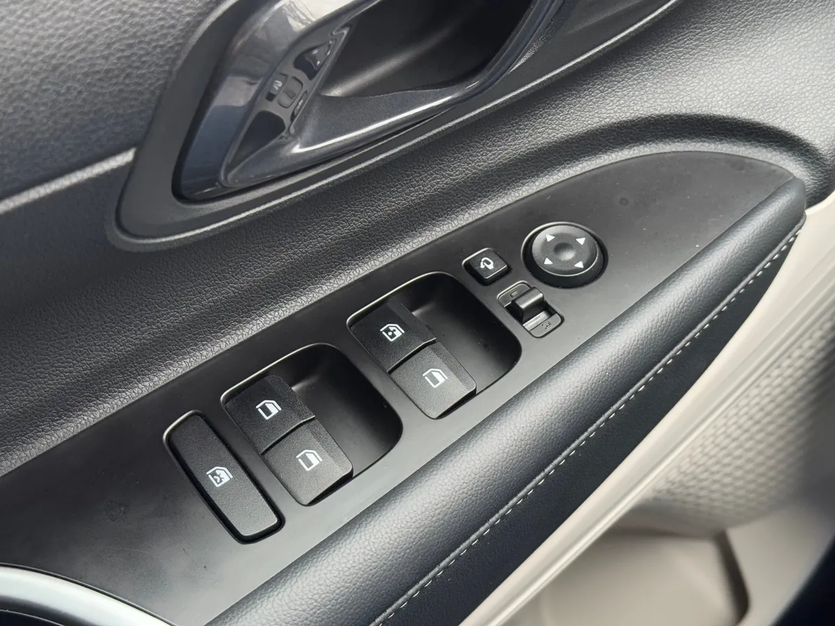 Hyundai Bayon 1.4 AT (100 л.с.)