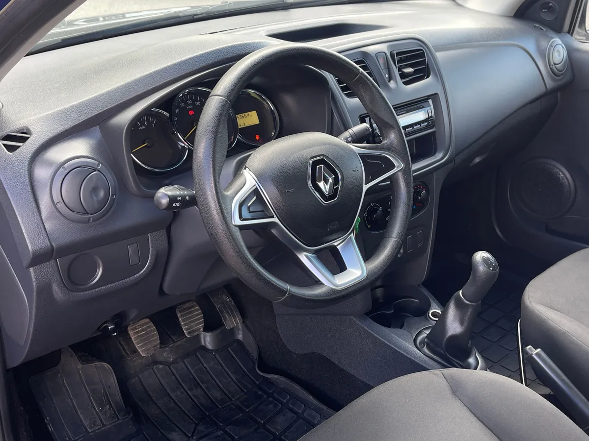 Renault Logan 1.6 MT (82 л.с.), 2019 — фото 6