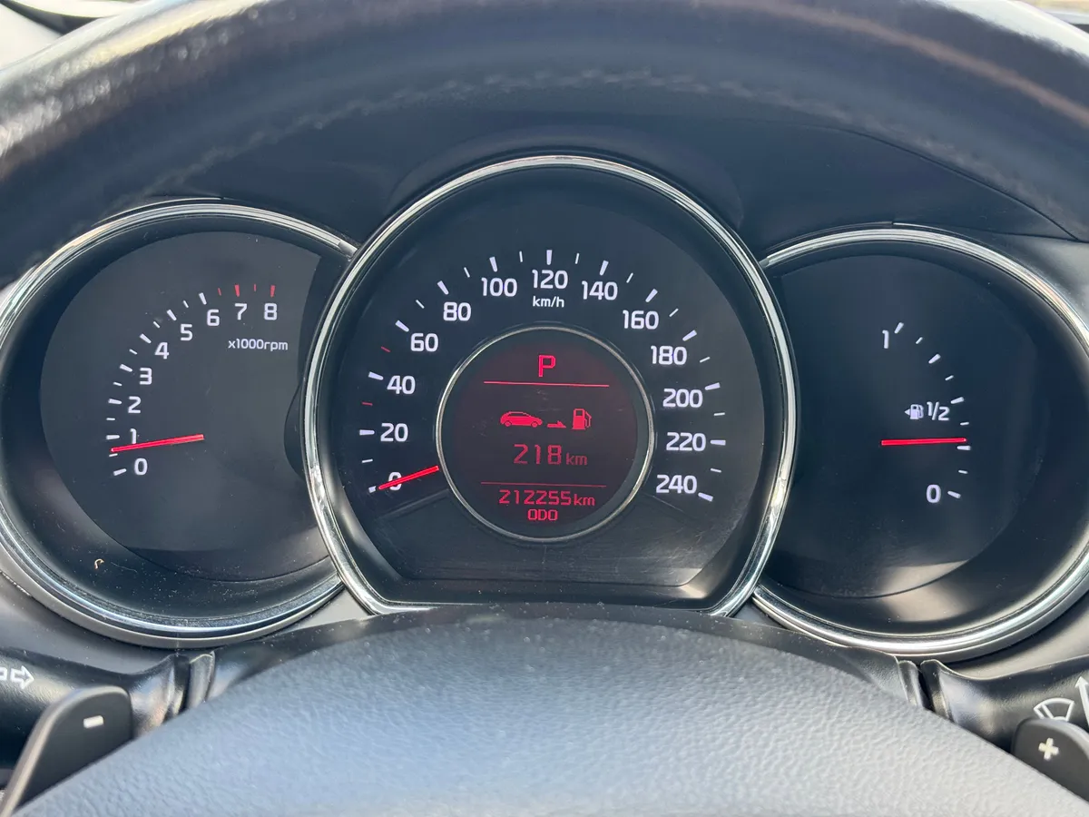 Kia Ceed 1.6 AT (129 л.с.)