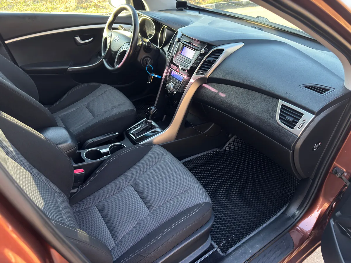 Hyundai i30 1.6 AT (130 л.с.)
