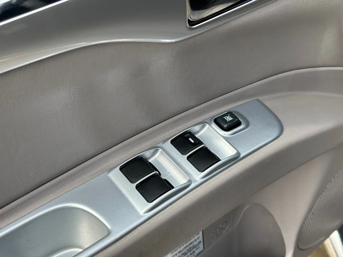 Mitsubishi Pajero Sport 2.5 DI-D AT AWD (178 л.с.)