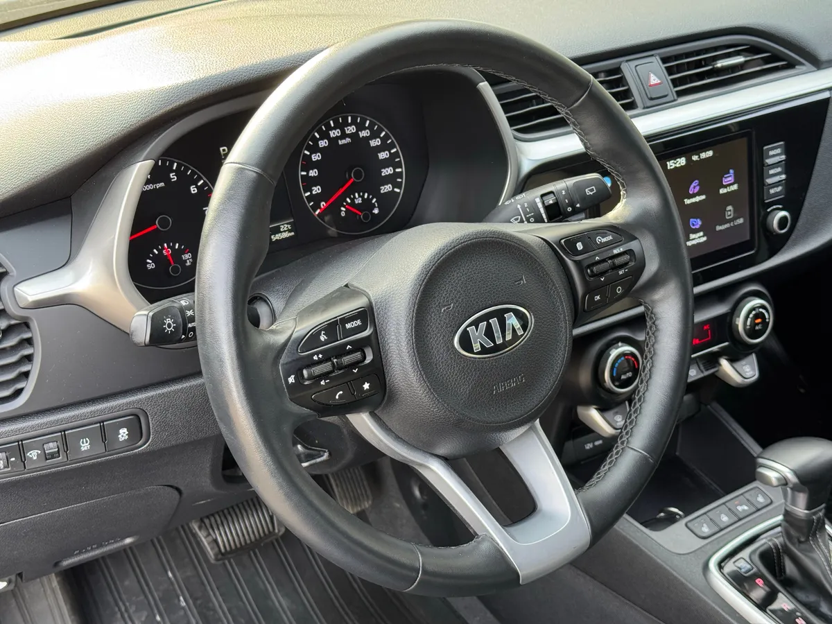 Kia Rio 1.6 AT (123 л.с.), 2021 — фото 6