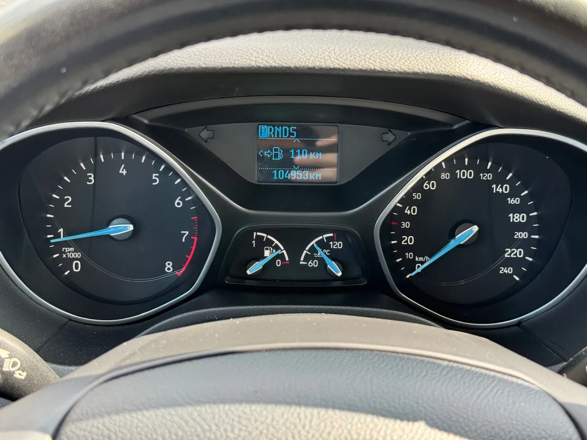 Ford Focus 1.6 Ti-VCT PowerShift (105 л.с.)